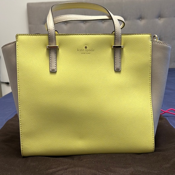 Kate Spade cross body purse, brand new, never been used - Picture 1 of 3